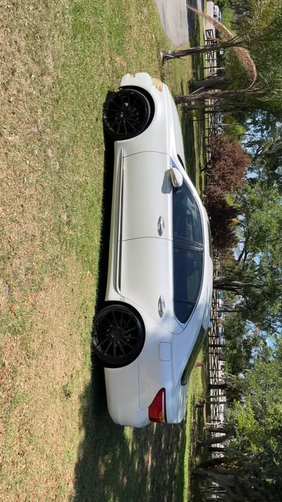 2010 Lexus LS 4th Gen - Image 2 of 5