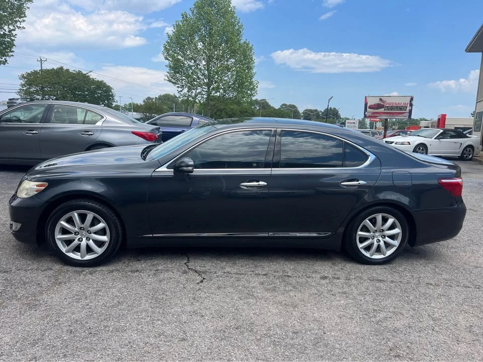 2010 Lexus LS 4th Gen - Image 2 of 18