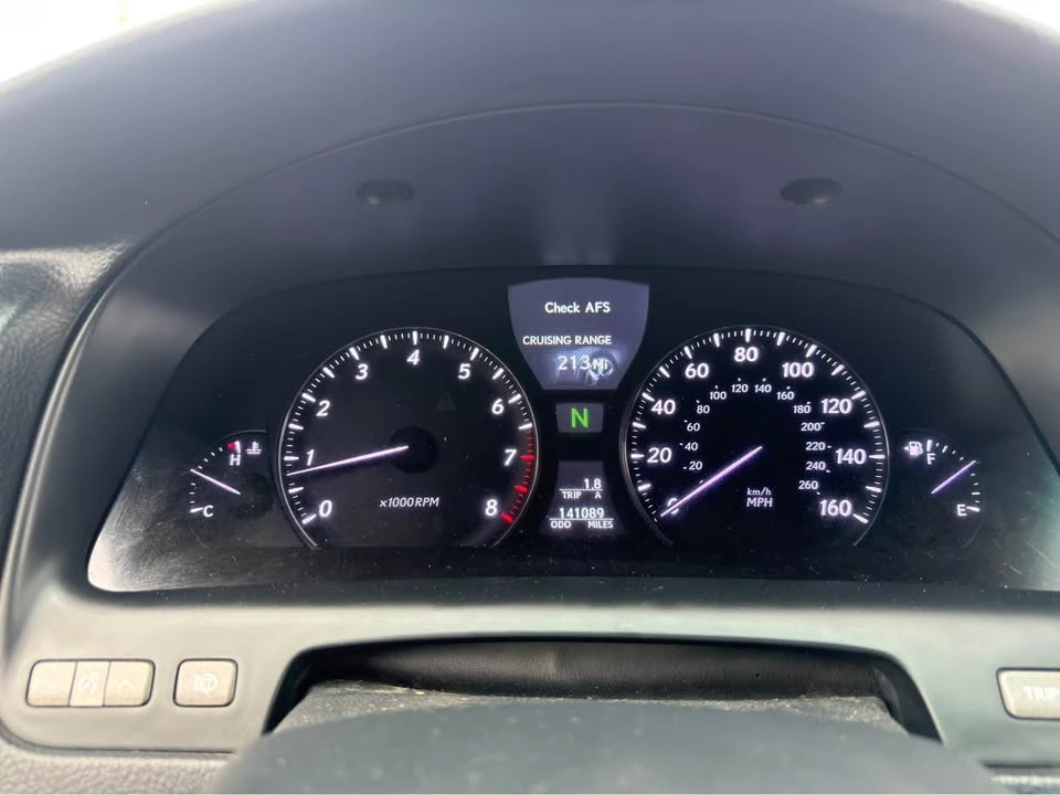 2010 Lexus LS 4th Gen - Image 18 of 20