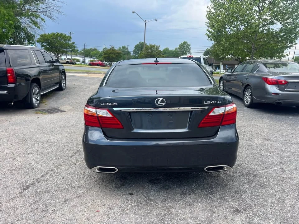 2010 Lexus LS 4th Gen - Image 8 of 18