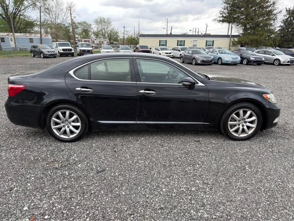 2010 Lexus LS 4th Gen - Image 8 of 20