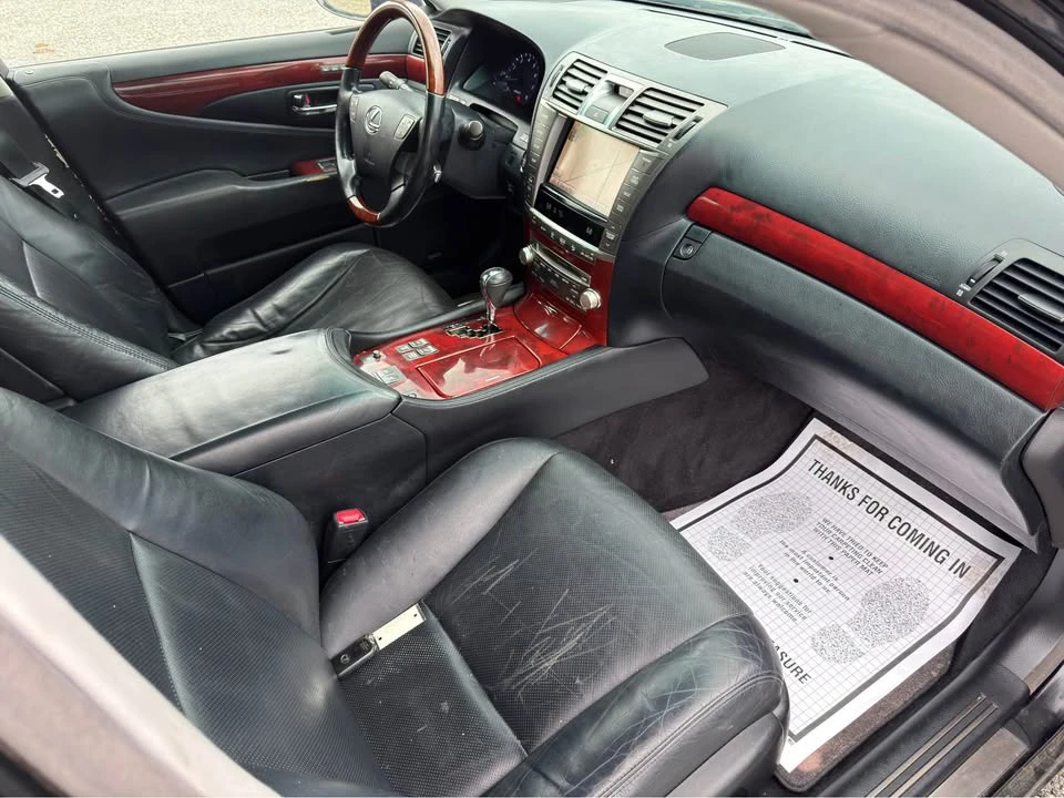 2010 Lexus LS 4th Gen - Image 10 of 20