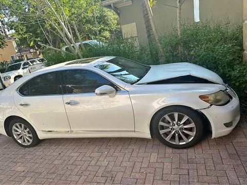 2010 Lexus LS 460 Sedan