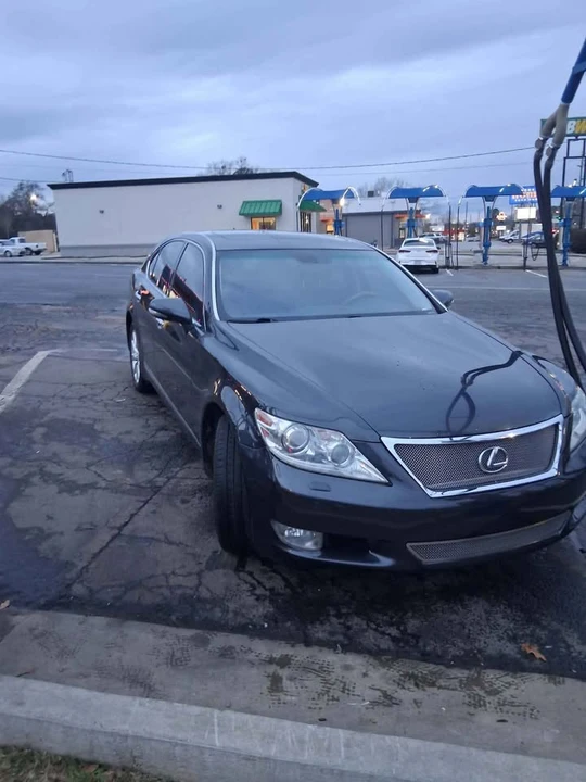 2010 Lexus LS 4th Gen - Image 10 of 10