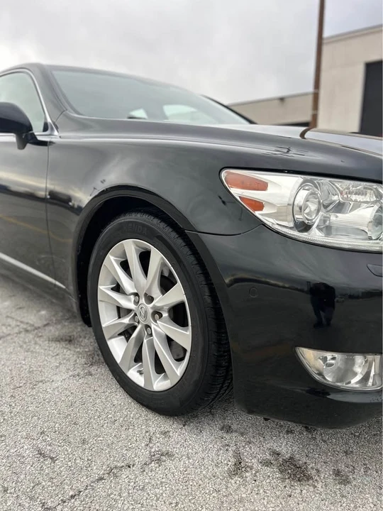 2010 Lexus LS 4th Gen - Image 2 of 20