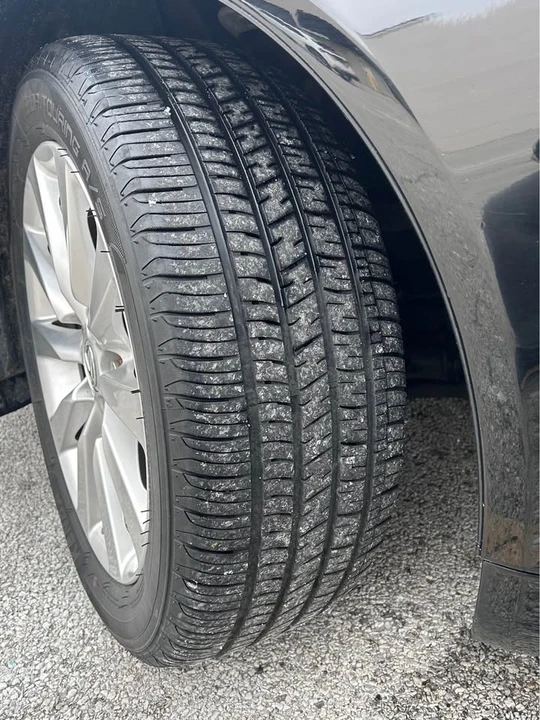 2010 Lexus LS 4th Gen - Image 10 of 20