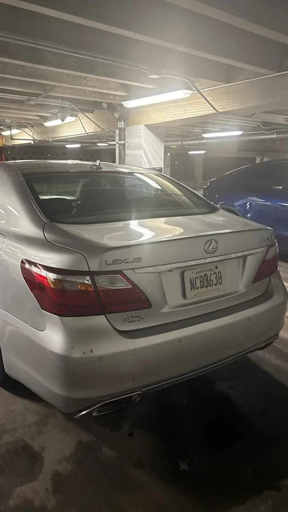 2010 Lexus LS 4th Gen - Image 6 of 7