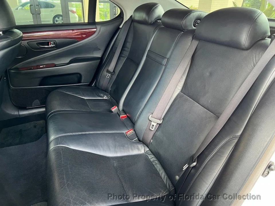 2010 Lexus LS 4th Gen - Image 10 of 12