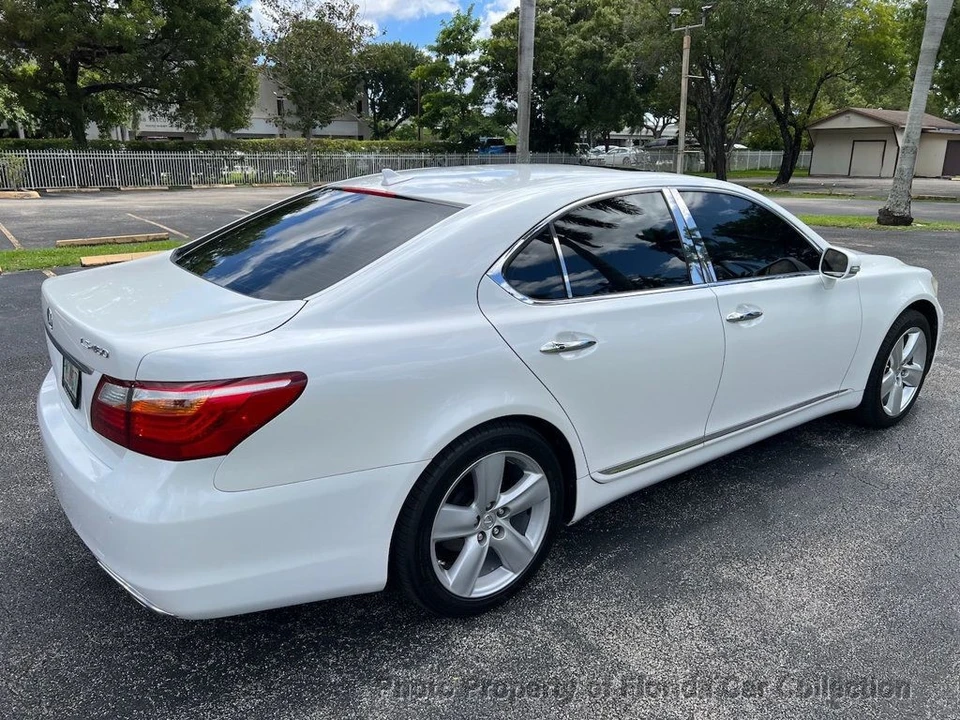 2010 Lexus LS 4th Gen - Image 4 of 12