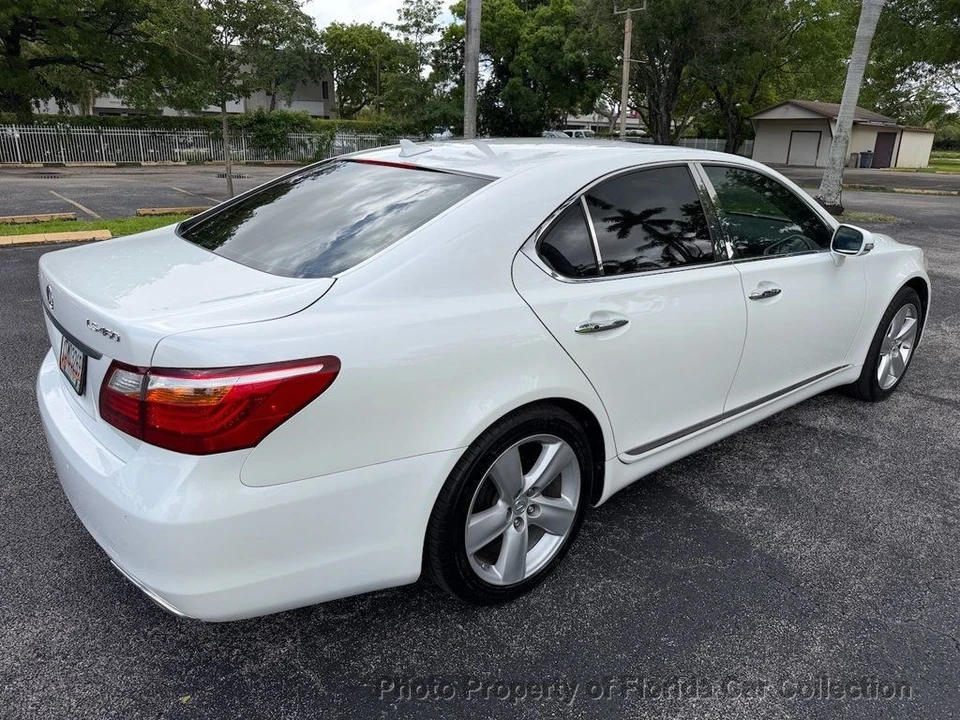 2010 Lexus LS 4th Gen - Image 4 of 12