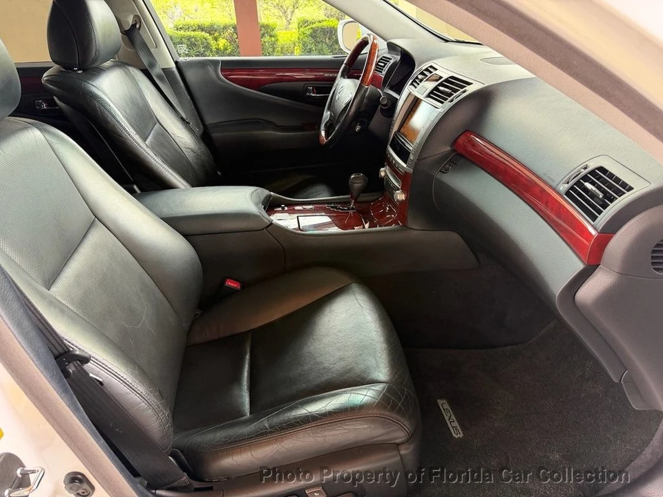 2010 Lexus LS 4th Gen - Image 11 of 12