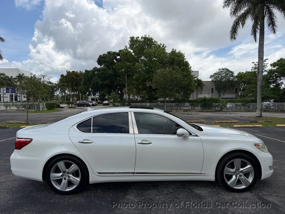 2010 Lexus LS 4th Gen - Image 6 of 12