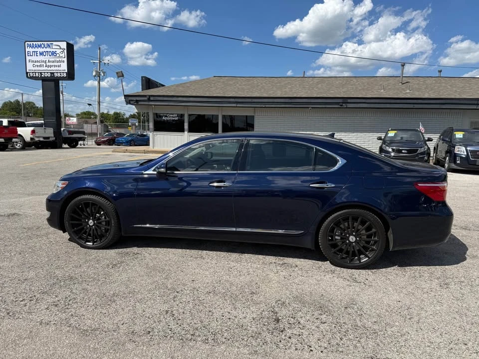 2010 Lexus LS 4th Gen - Image 9 of 18
