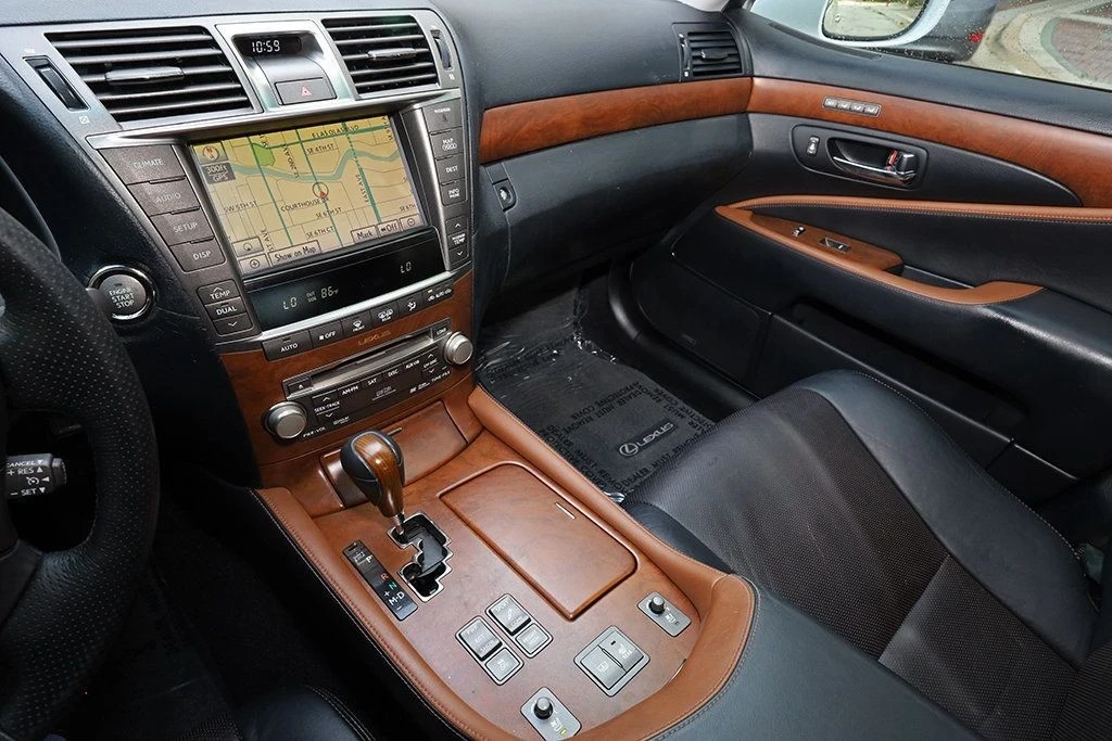 2010 Lexus LS 4th Gen - Image 9 of 21