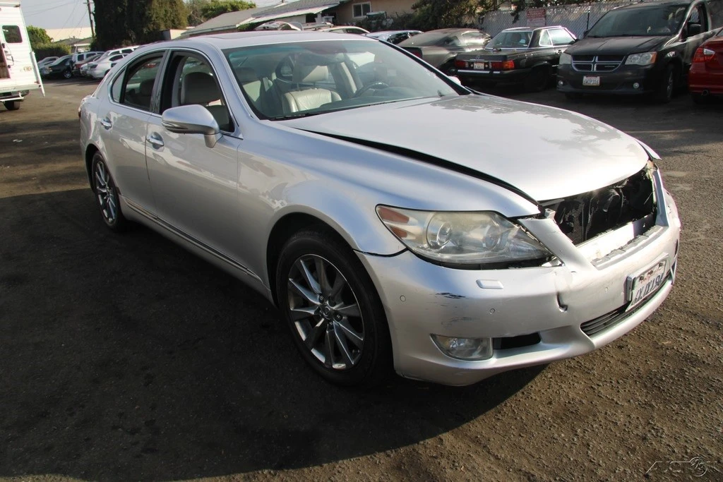 2010 Lexus LS 4th Gen - Image 8 of 21
