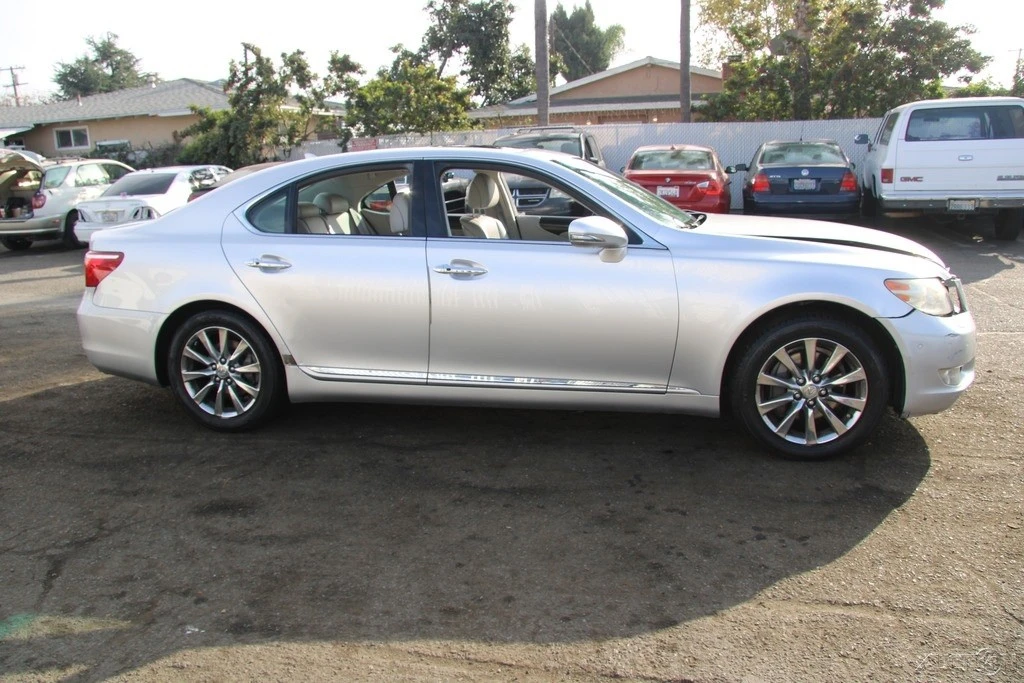 2010 Lexus LS 4th Gen - Image 7 of 21