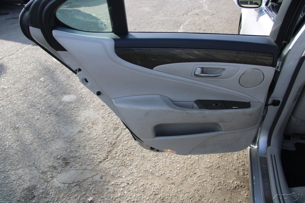 2010 Lexus LS 4th Gen - Image 21 of 21