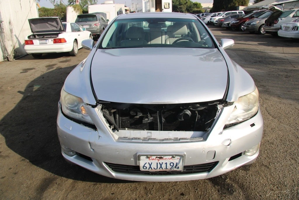 2010 Lexus LS 4th Gen - Image 9 of 21