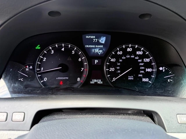 2010 Lexus LS 4th Gen - Image 27 of 31