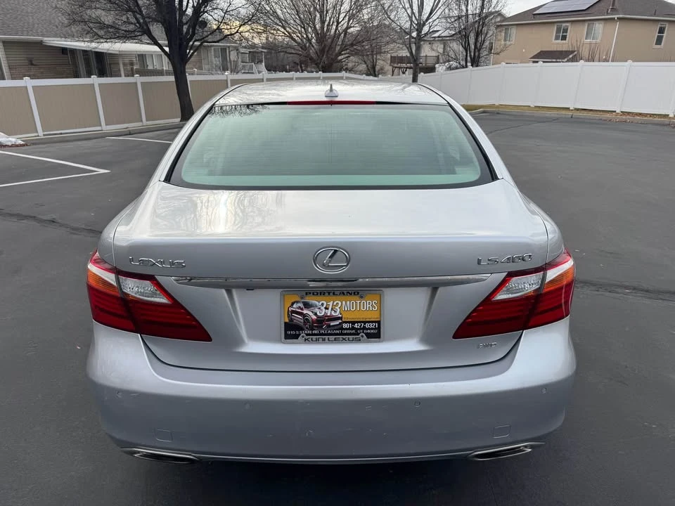 2010 Lexus LS 4th Gen - Image 7 of 20