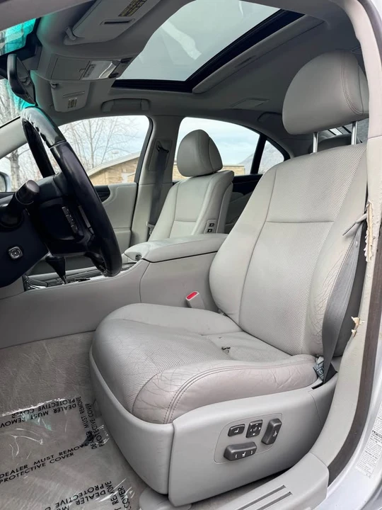 2010 Lexus LS 4th Gen - Image 12 of 20