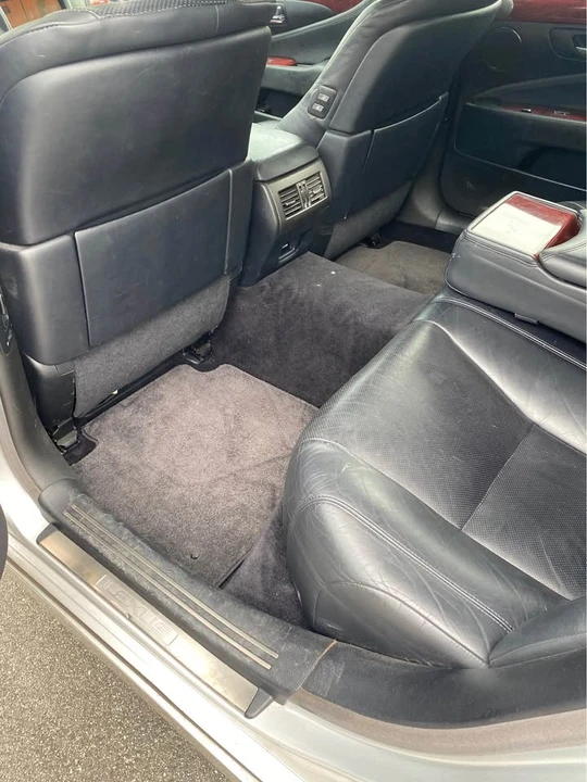 2010 Lexus LS 4th Gen - Image 11 of 20