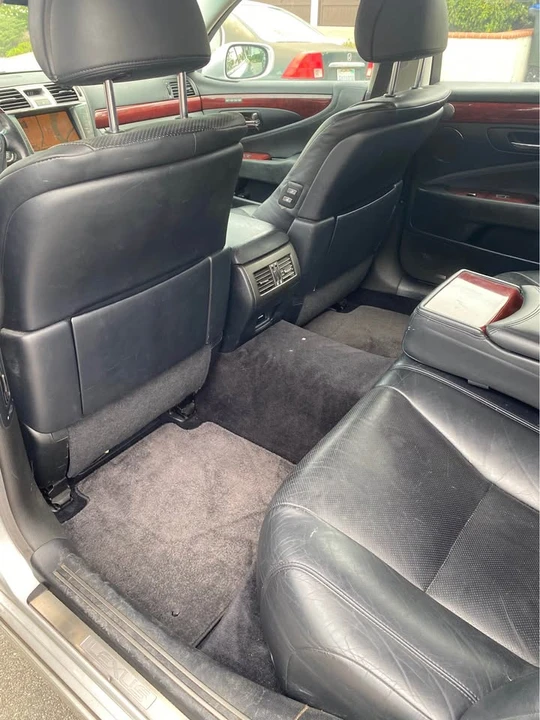 2010 Lexus LS 4th Gen - Image 12 of 20