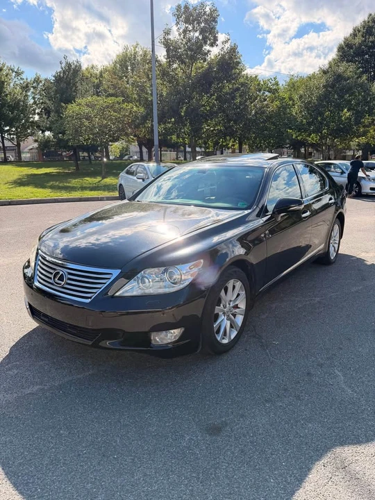 2010 Lexus LS 4th Gen - Image 2 of 13