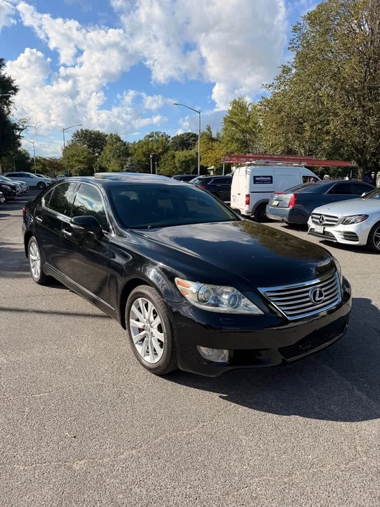2010 Lexus LS 4th Gen - Image 3 of 13