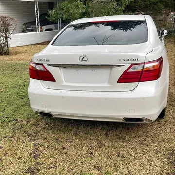2010 Lexus LS 460 L Sedan 4D