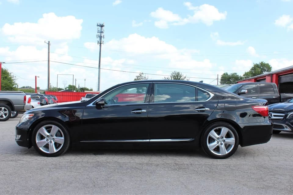 2010 Lexus LS 4th Gen - Image 2 of 20