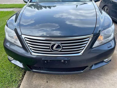 2010 Lexus LS 460 L Sedan 4D