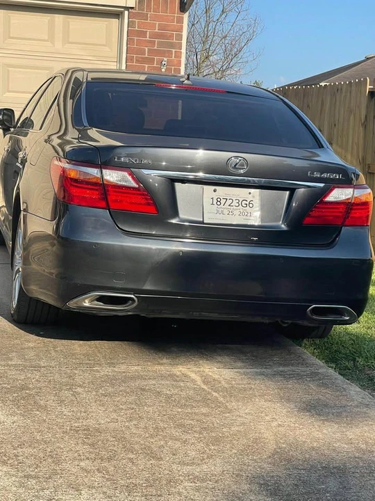 2010 Lexus LS 4th Gen - Image 3 of 20