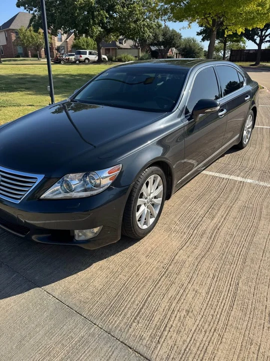 2010 Lexus LS 4th Gen - Image 4 of 15