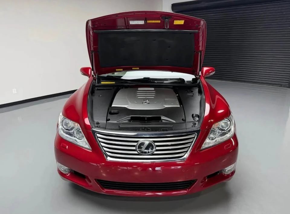 2010 Lexus LS 4th Gen - Image 3 of 7