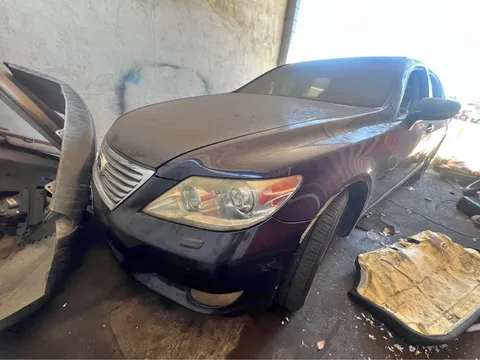 2010 Lexus LS 460 L Sedan 4D