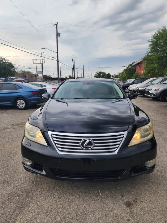 2010 Lexus LS 4th Gen - Image 12 of 14