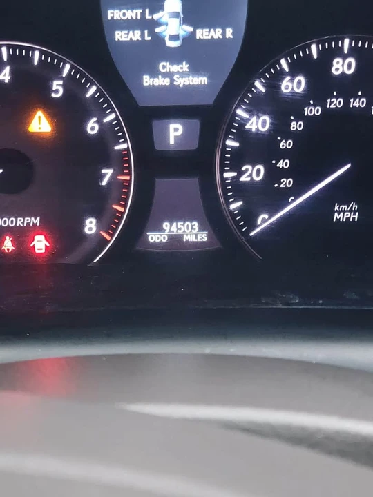 2010 Lexus LS 4th Gen - Image 14 of 14