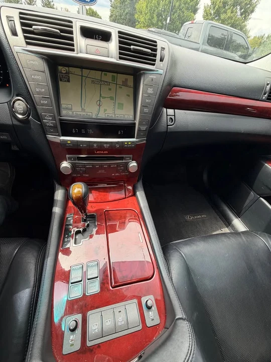 2010 Lexus LS 4th Gen - Image 11 of 14