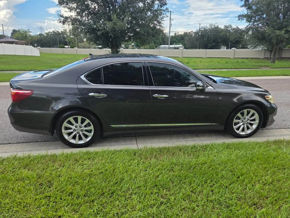 2010 Lexus LS 4th Gen - Image 6 of 13