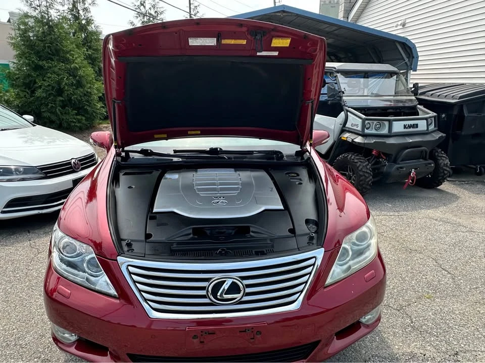 2010 Lexus LS 4th Gen - Image 5 of 12