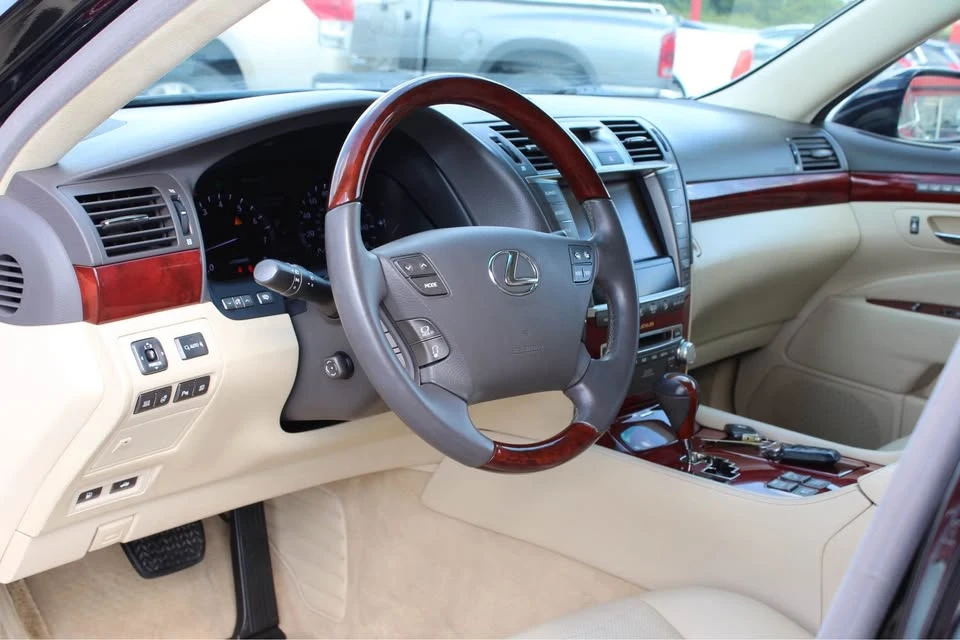 2010 Lexus LS 4th Gen - Image 11 of 20