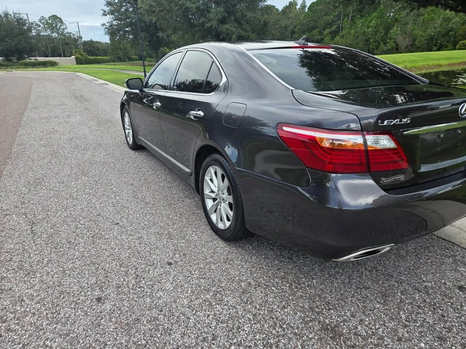 2010 Lexus LS 4th Gen - Image 4 of 13