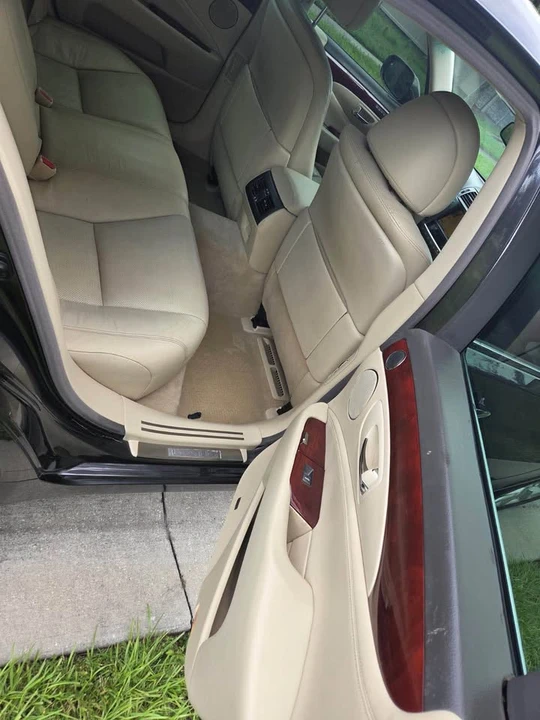 2010 Lexus LS 4th Gen - Image 10 of 13