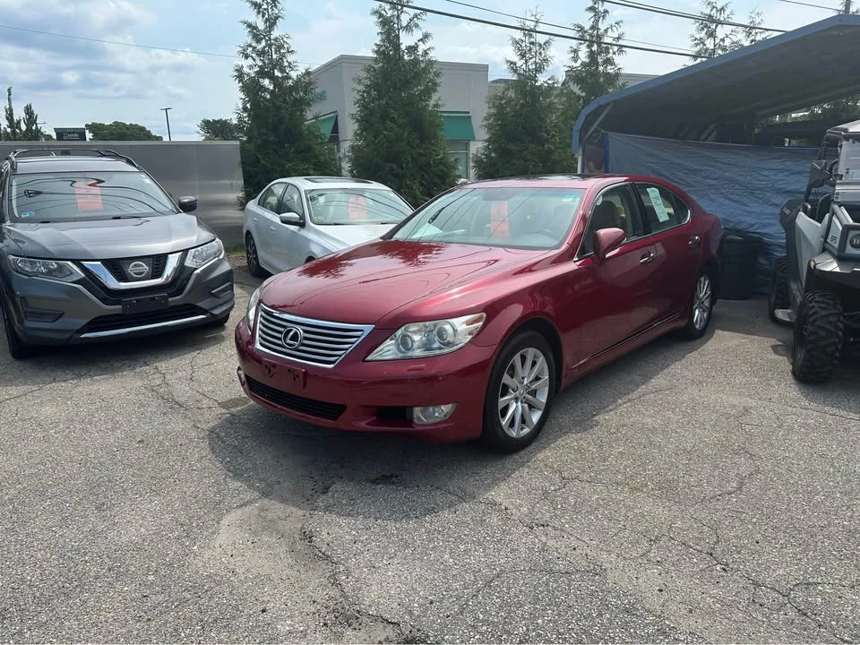 2010 Lexus LS 4th Gen - Image 3 of 12