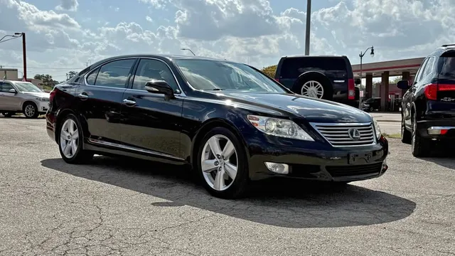 2010 Lexus LS 460 L Sedan 4D