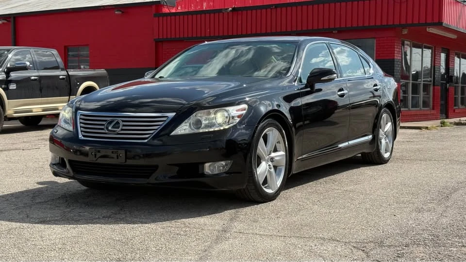 2010 Lexus LS 4th Gen - Image 3 of 20