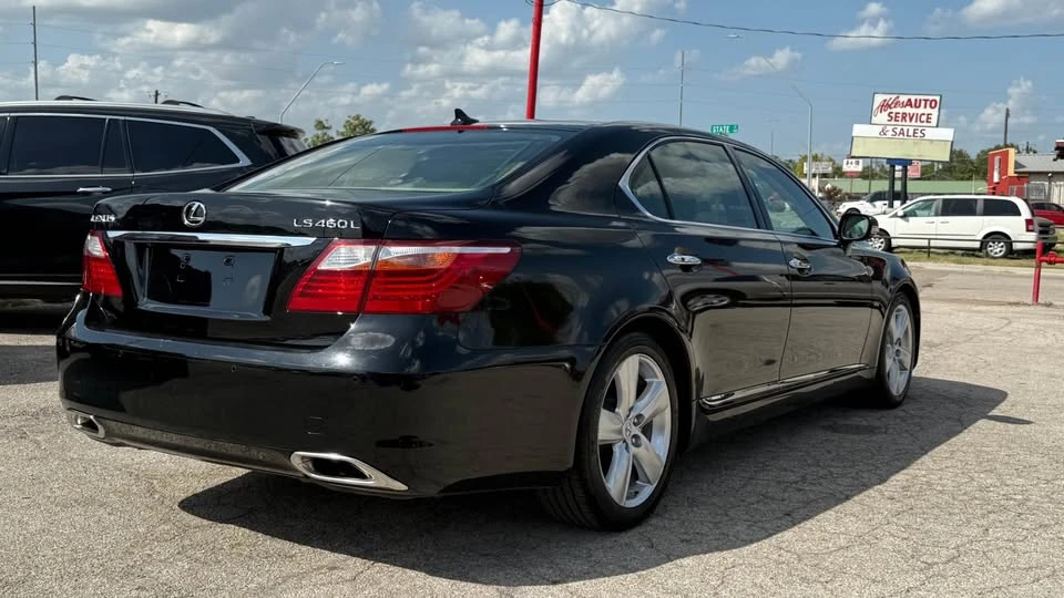 2010 Lexus LS 4th Gen - Image 8 of 20