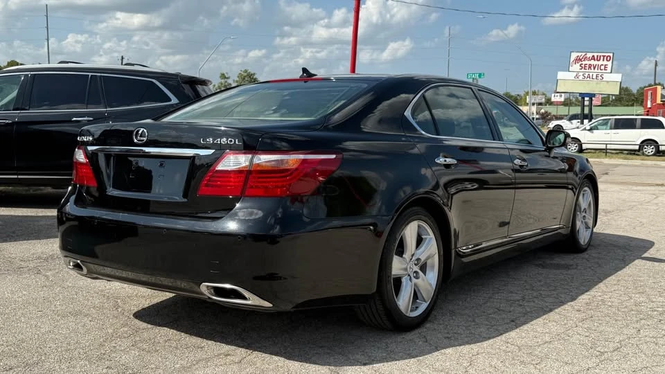 2010 Lexus LS 4th Gen - Image 9 of 20
