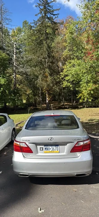 2010 Lexus LS 4th Gen - Image 3 of 9